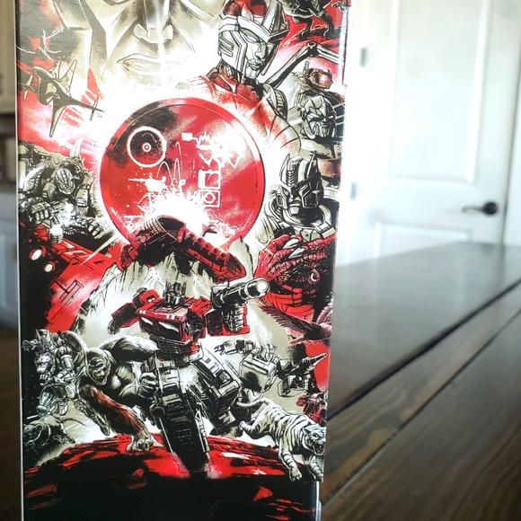 Transformers Netflix War for Cybertron Optimus Primal and Rattrap. - Picture 4 of 4